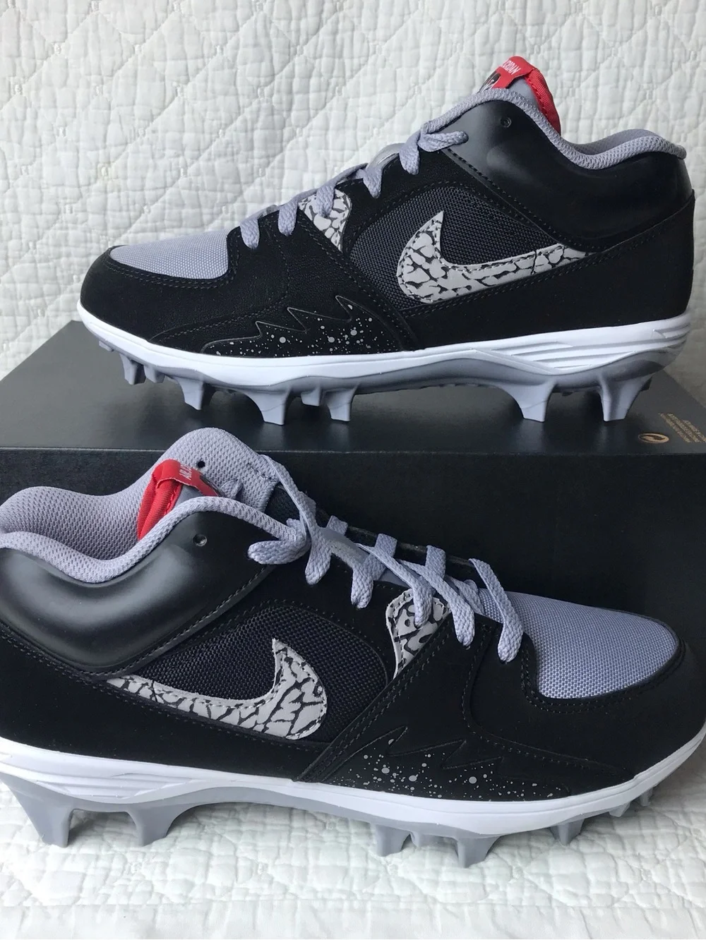 Jordan Stadium 90 Low TD Football Cleats Men’s SZ 8.5 Black Grey HQ0210-060